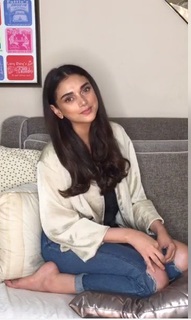 Aditi Rao Hydari feet photo thumbnail
