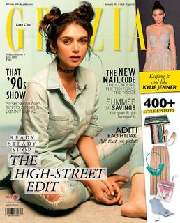Aditi Rao Hydari feet photo thumbnail