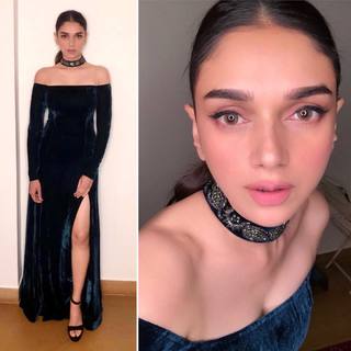 Aditi Rao Hydari feet photo thumbnail