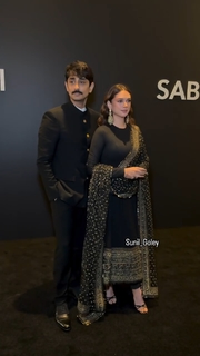 Aditi Rao Hydari feet photo thumbnail
