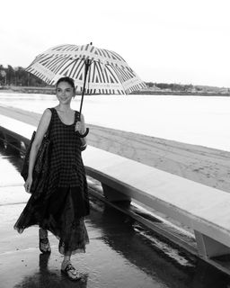 Aditi Rao Hydari feet photo thumbnail