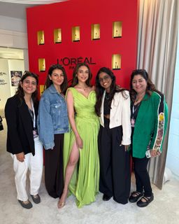Aditi Rao Hydari feet photo 2