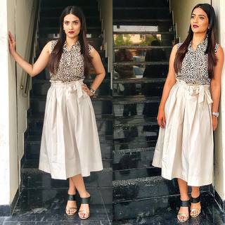 Aditi Sharma feet photo 12