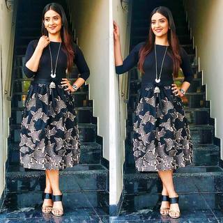 Aditi Sharma feet photo 11