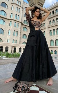 Aditi Sudhir Pohankar feet photo 13