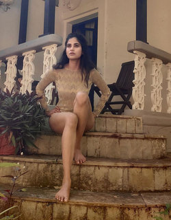 Aditi Sudhir Pohankar feet photo 6