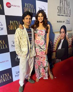 Aditi Sudhir Pohankar feet photo 3