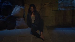 Adria Arjona feet photo thumbnail