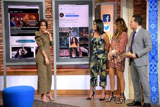 Adria Arjona feet photo thumbnail