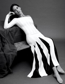Adria Arjona feet photo thumbnail