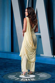 Adria Arjona feet photo thumbnail