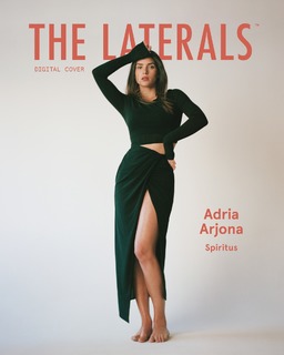 Adria Arjona feet photo thumbnail