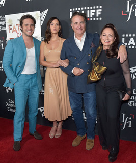 Adria Arjona feet photo thumbnail