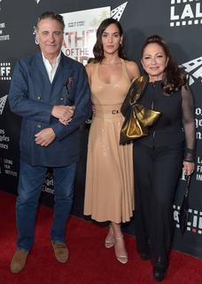 Adria Arjona feet photo thumbnail