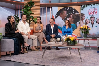 Adria Arjona feet photo thumbnail