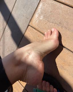 Adriana Abenia feet photo 18