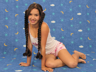 Adriana Basquez feet photo 1