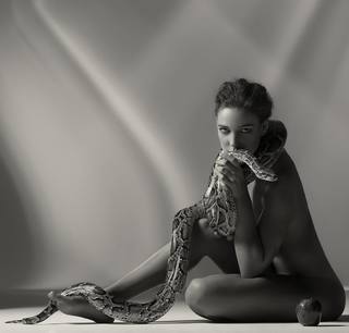 Adriana Birolli feet photo 7