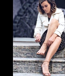 Adriana Birolli feet photo 4