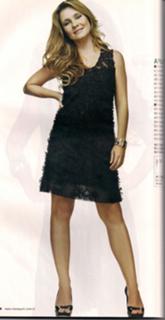 Adriana Esteves feet photo thumbnail