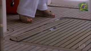 Adriana Esteves feet photo thumbnail
