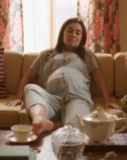Adriana Esteves feet photo thumbnail