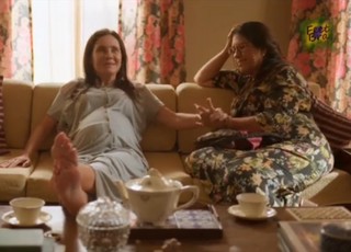 Adriana Esteves feet photo thumbnail