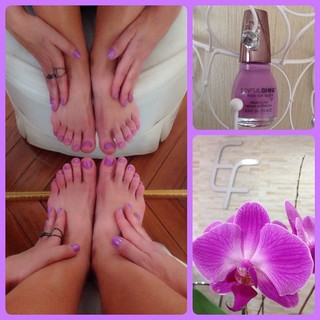 Adriana Ferrari feet photo 20