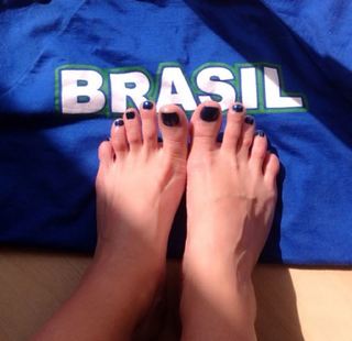 Adriana Ferrari feet photo 3