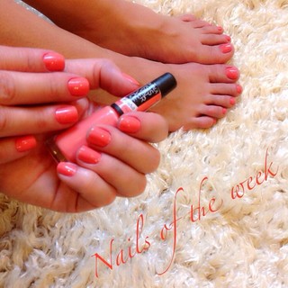 Adriana Ferrari feet photo 5