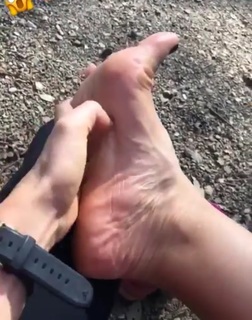 Adriana Ferrari feet photo 17