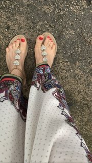 Adriana Ferrari feet photo 3
