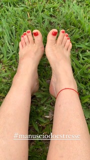 Adriana Ferrari feet photo 5