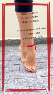 Adriana Ferrari feet photo 9