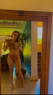 Adriana Garambone feet photo 15