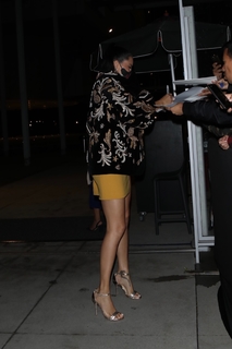 Adriana Lima feet photo thumbnail