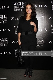 Adriana Louvier feet photo 13