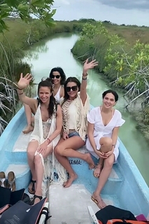 Adriana Louvier feet photo 8