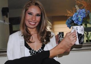 Adriana Macías feet photo 16