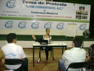 Adriana Macías feet photo 7