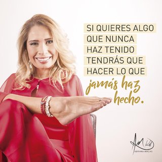 Adriana Macías feet photo 7