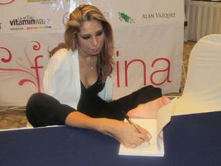 Adriana Macías feet photo 12