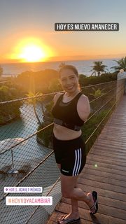 Adriana Macías feet photo 10