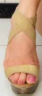 Adriana Rodrigues feet photo 18