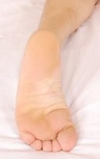Adriana Rodrigues feet photo 3