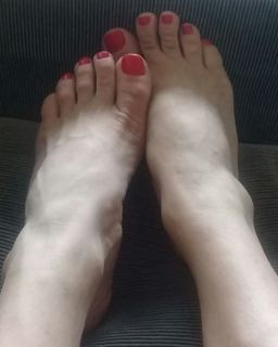 Adriana Rodrigues feet photo 9