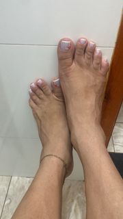 Adriana Rodrigues feet photo 3