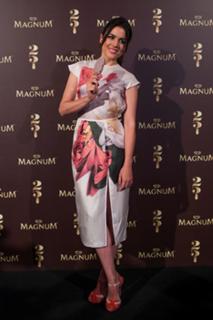 Adriana Ugarte feet photo thumbnail