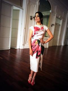 Adriana Ugarte feet photo thumbnail