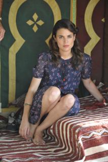 Adriana Ugarte feet photo thumbnail